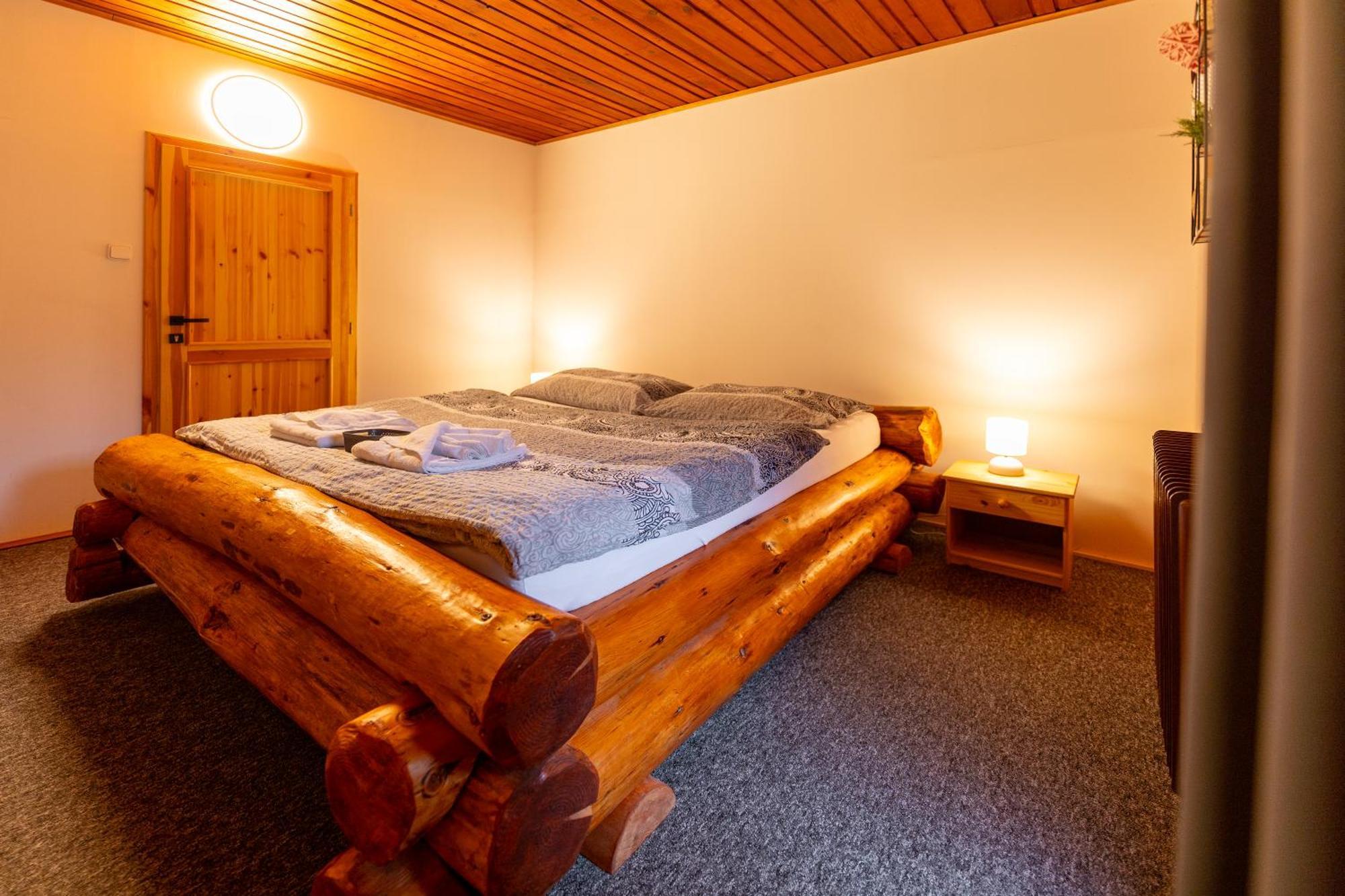 Wellness Pension Koliba Komorní Lhotka 客房 照片